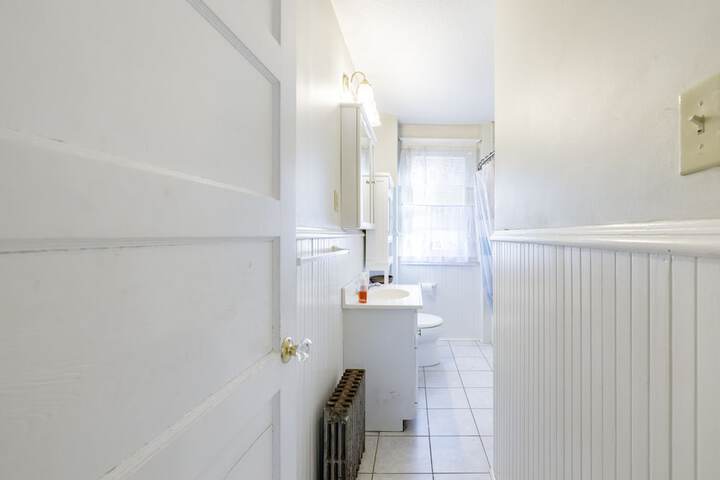53 Geary Ave