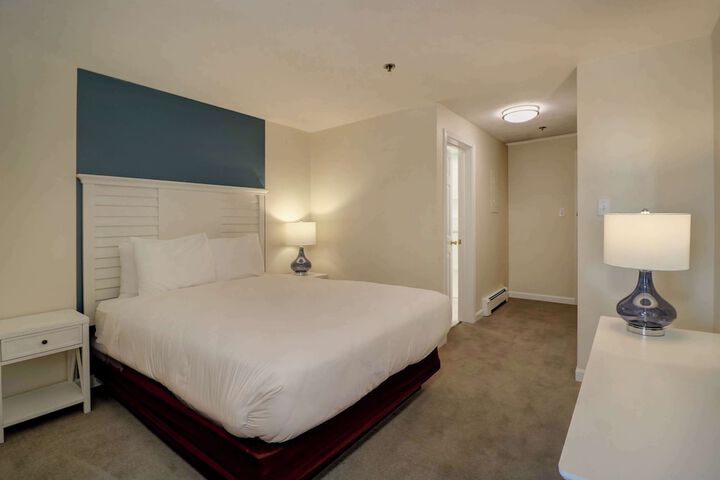 Room 84 of 131