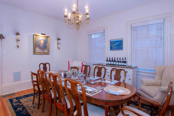 Captain Morse House - Luxury Waterfront, Town, & Beaches - 5 stars