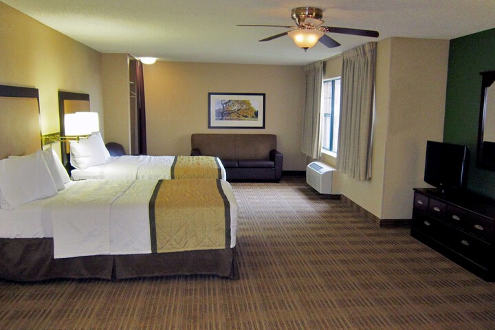 Room 15 of 27