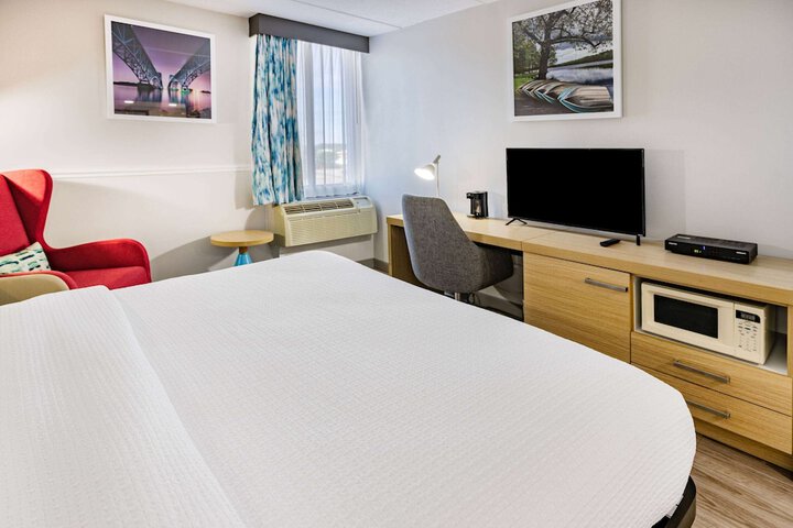 Room 40 of 47