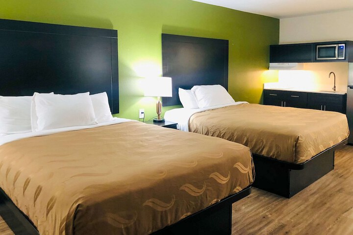 Quality Inn & Suites Lake Charles South
