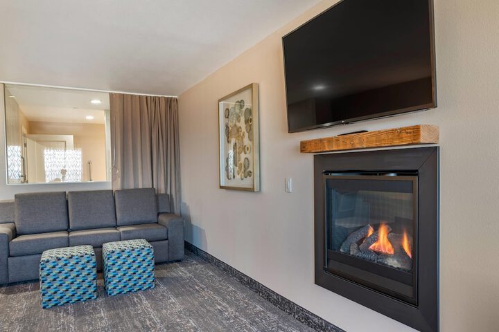 Lincoln Sands Oceanfront Resort an Ascend Collection Hotel
