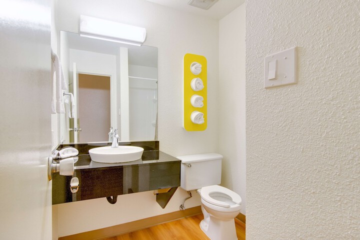 Room 22 of 26