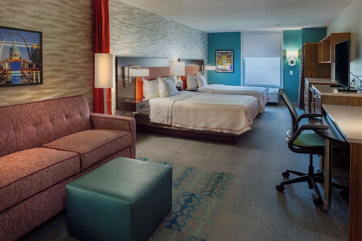 Room 17 of 48