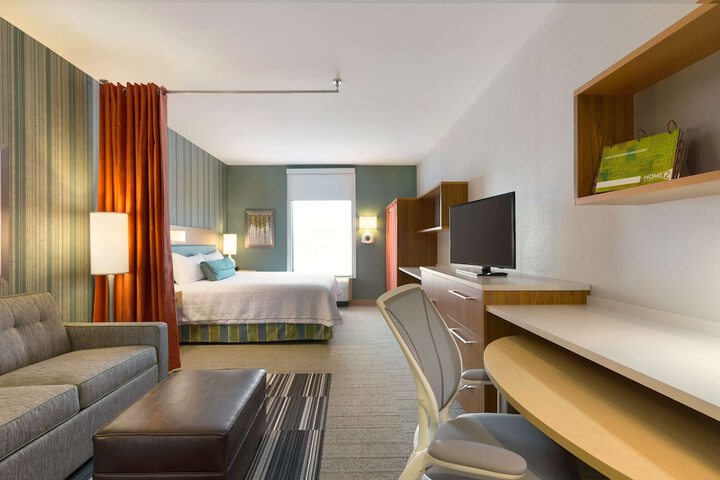 Room 20 of 38