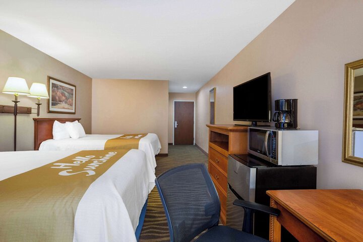 Room 21 of 42