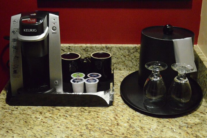 Breakfast/Coffee Service 25 of 34