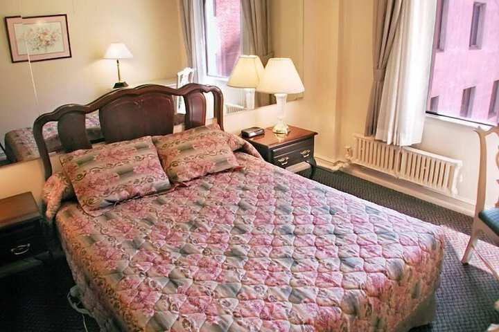 Room 22 of 40
