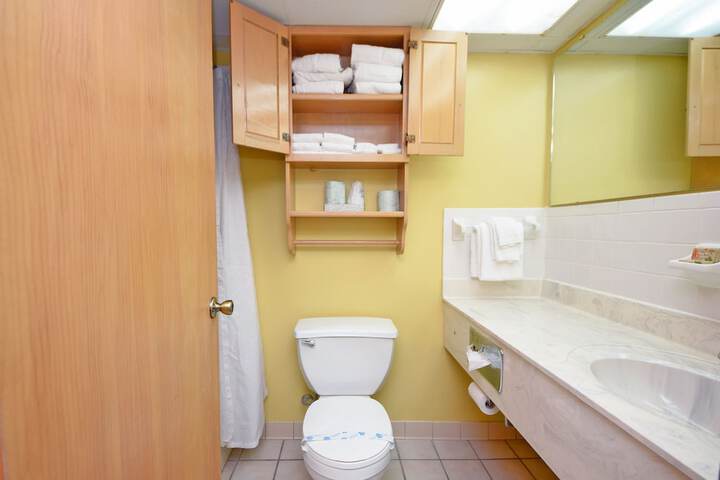 Room 112 of 138