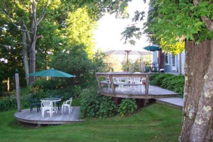 Fitch Hill Inn