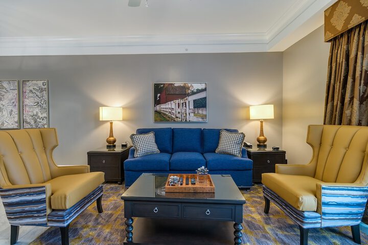Room 92 of 106