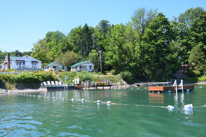 Lake View Motel