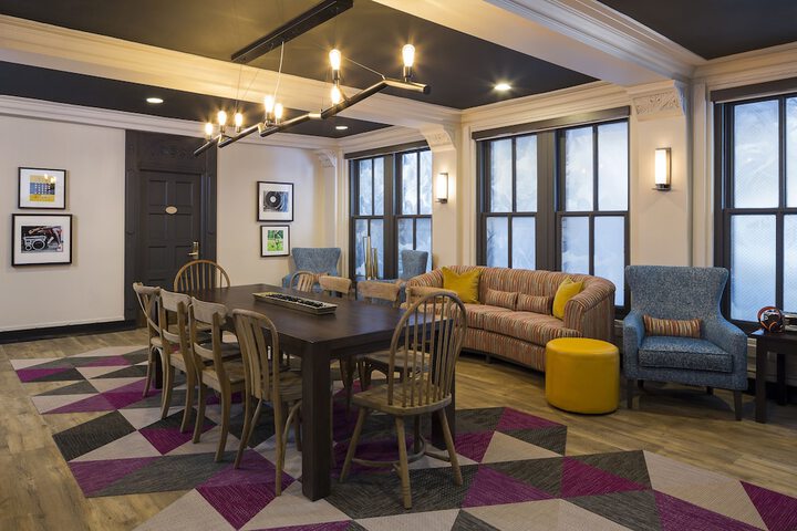 Hotel Interior 11 of 31
