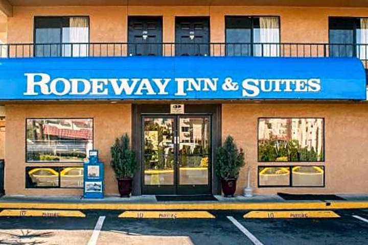 Rodeway Inn & Suites