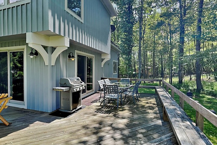Main Street Retreat by Taylor Made Deep Creek
