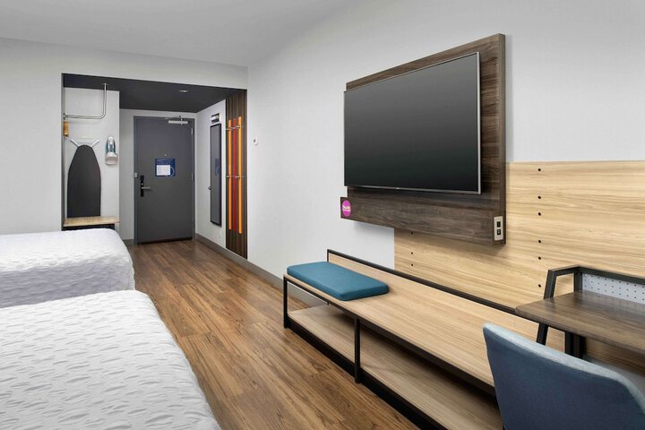 Room 25 of 35