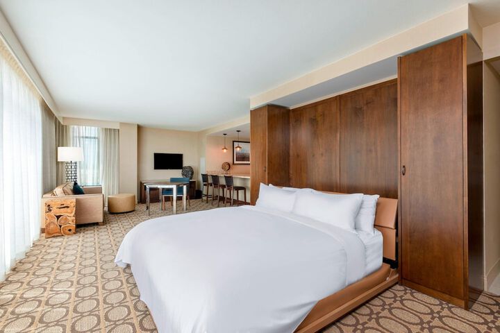 Room 20 of 71