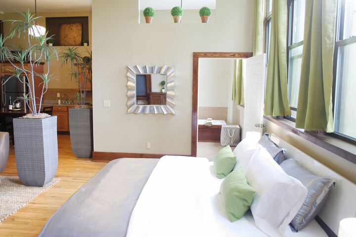 Room 158 of 185