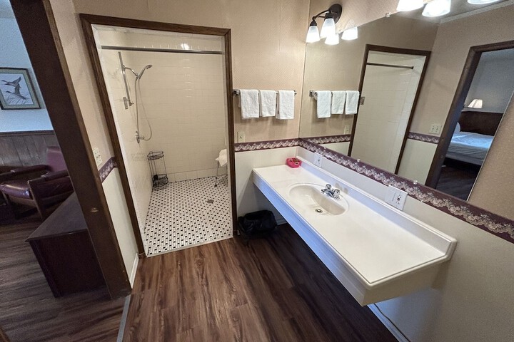 Room 44 of 70
