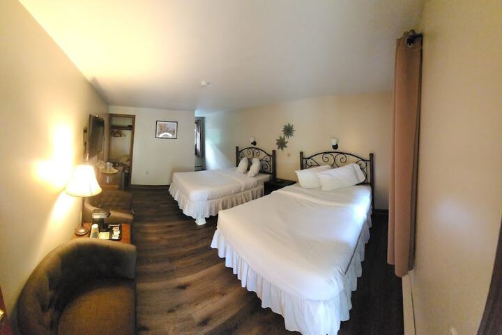 Room 22 of 48