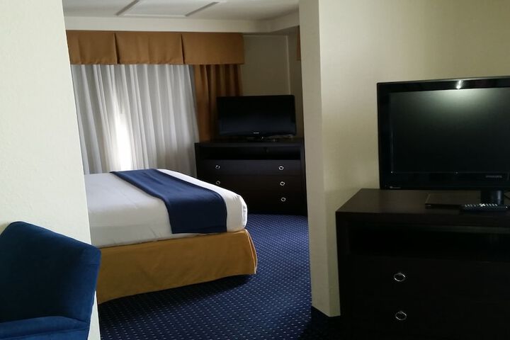 Room 22 of 52