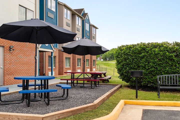 Microtel Inn & Suites by Wyndham Culpeper