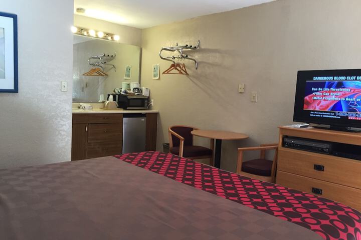 Room 79 of 100