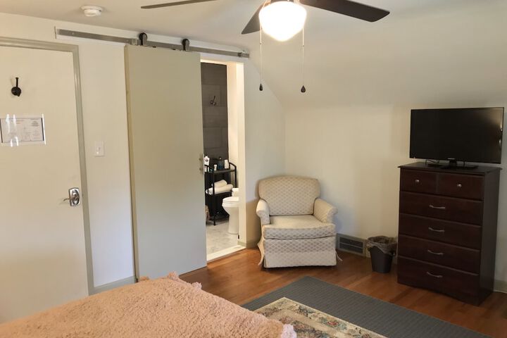 Room 44 of 72