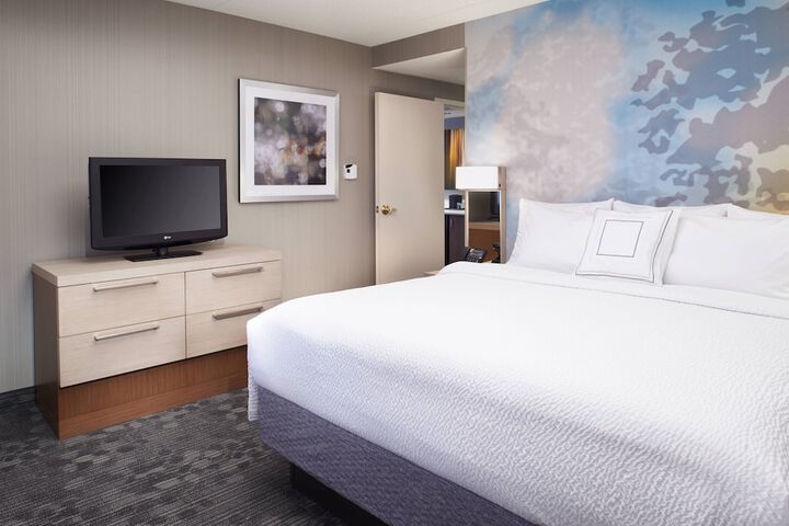 Room 17 of 22