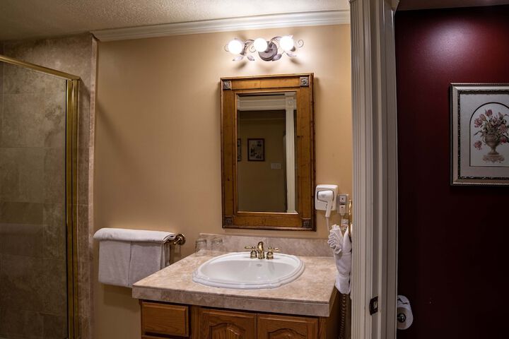 Room 92 of 216