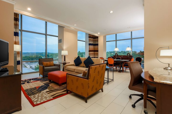 Room 56 of 99