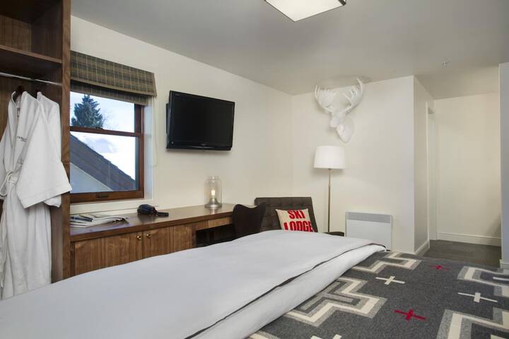 Room 17 of 31