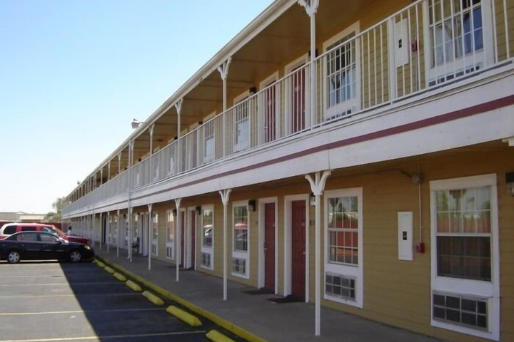Property Grounds 21 of 21