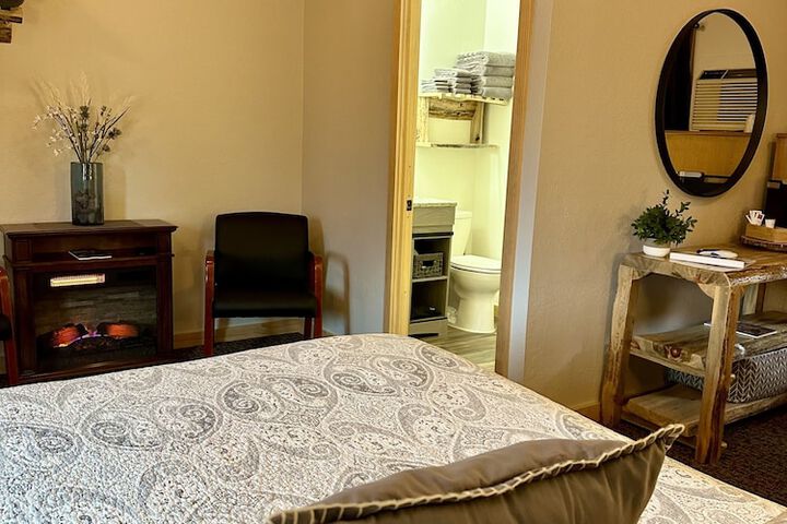 Room 65 of 112