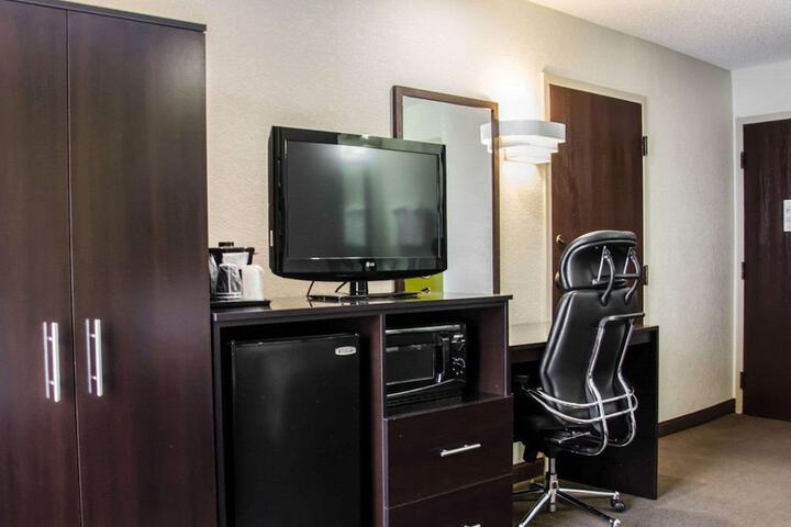 Room 29 of 47