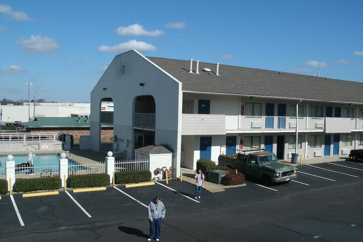 Motel 6 Millington TN