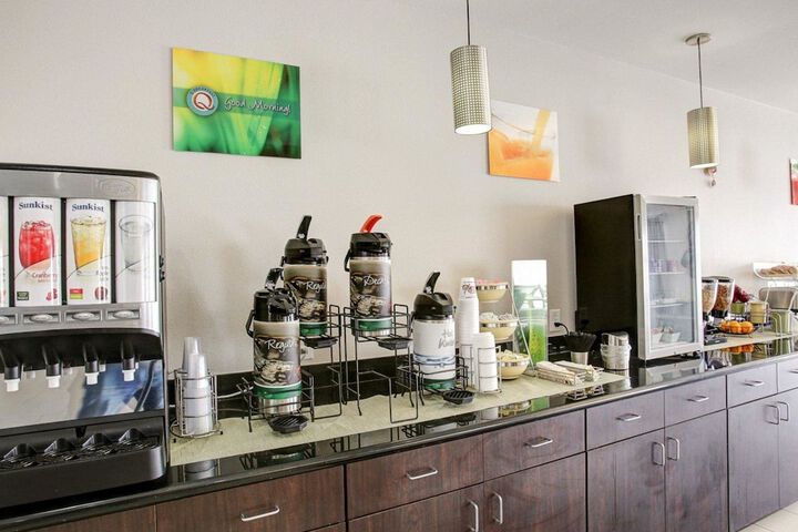 Breakfast/Coffee Service 49 of 58