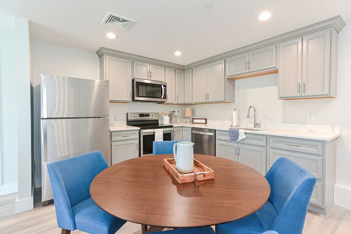 Harbourtown Suites