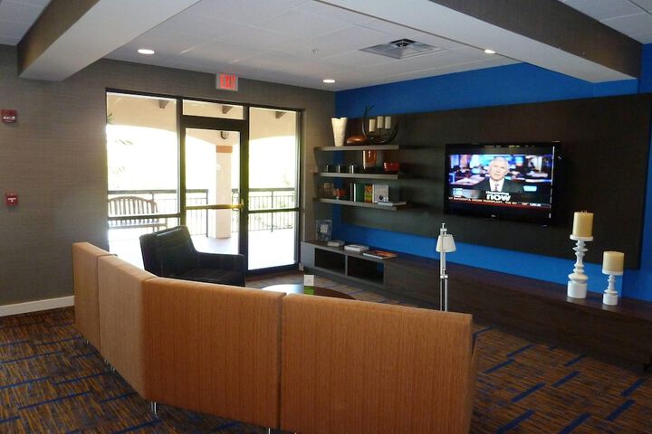 Hotel Interior 12 of 34
