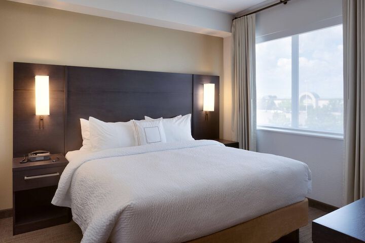 Room 21 of 35