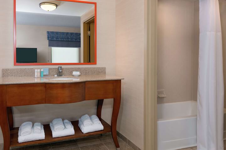 Room 10 of 41