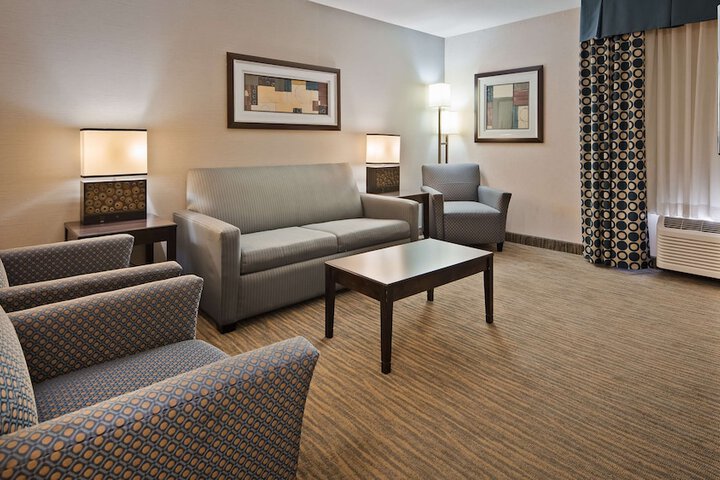 Best Western Plus Coldwater Hotel