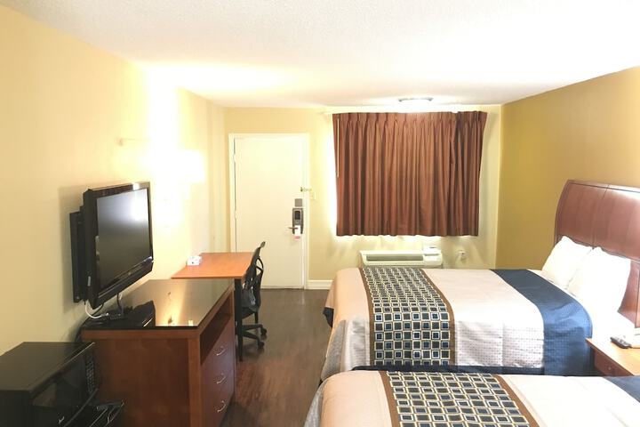 Room 5 of 15
