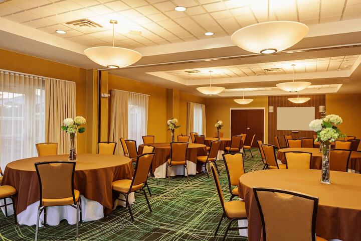 SpringHill Suites Charlotte Lake Norman / Mooresville