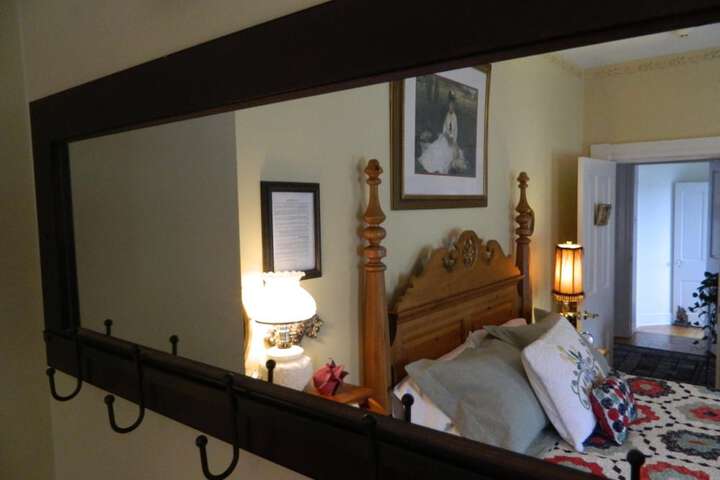 Room 21 of 51