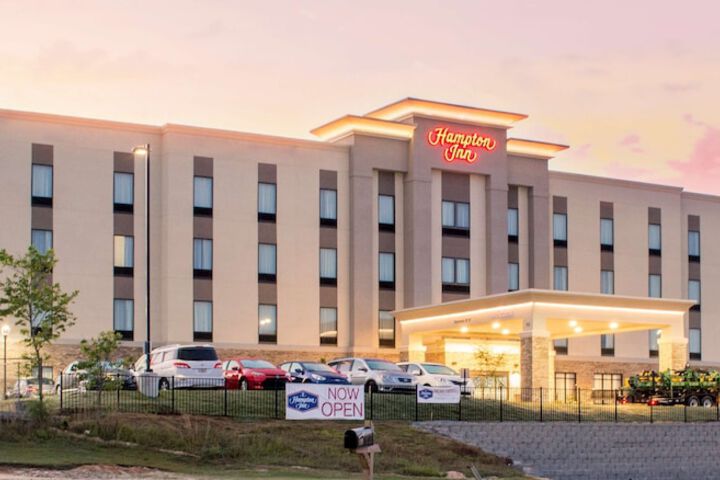 Hotel 4 of 43