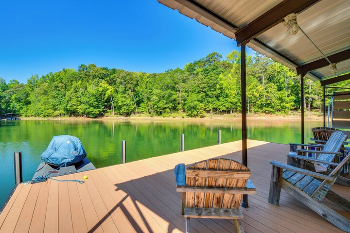 Waterfront Hartwell Apartment w / Dock Access!
