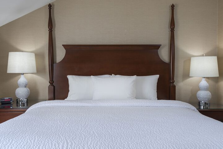 Room 21 of 27