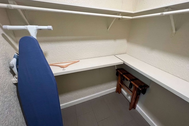 Room 34 of 62